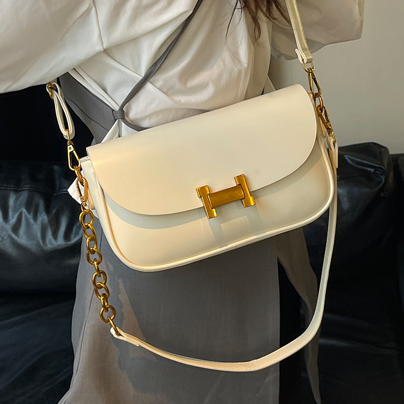 今年流行高级感轻奢小方包2025夏季新款流行女单肩包油蜡皮斜挎包,淘宝优惠券,粉丝福利购,淘宝优惠卷