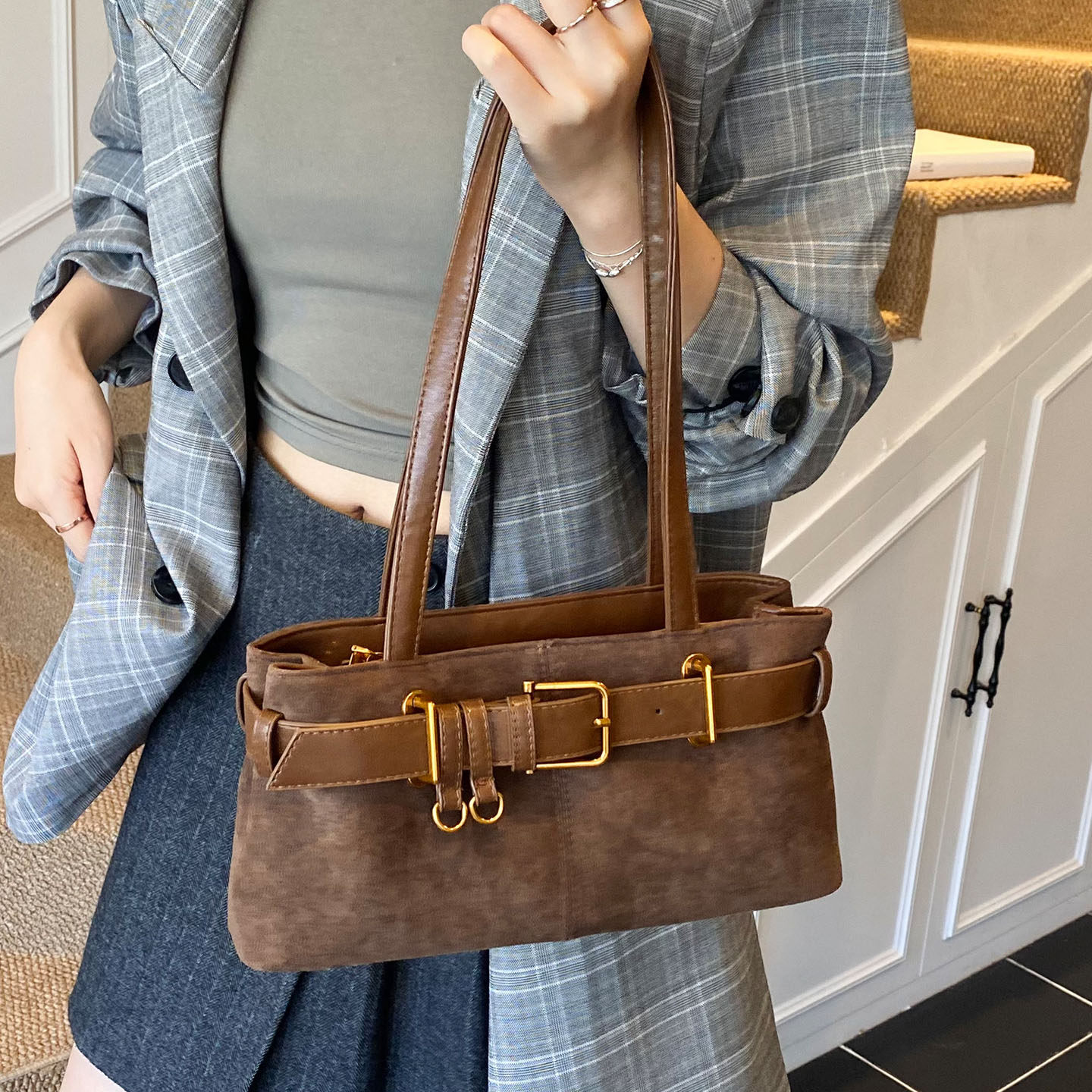 夏季通勤大容量包包女2025新款时尚百搭单肩腋下包超火手提枕头包,淘宝优惠券,粉丝福利购,淘宝优惠卷