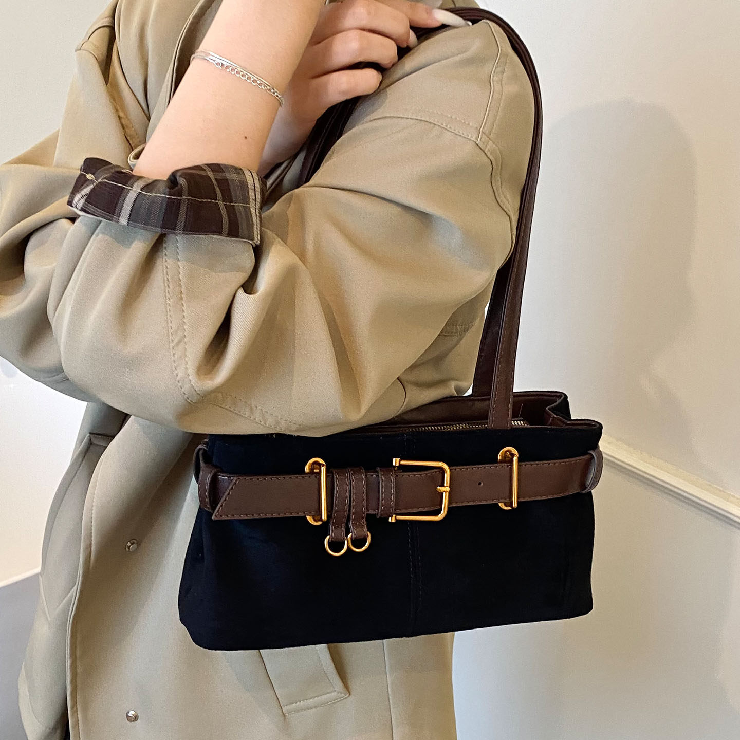 夏季通勤大容量包包女2025新款时尚百搭单肩腋下包超火手提枕头包,淘宝优惠券,粉丝福利购,淘宝优惠卷