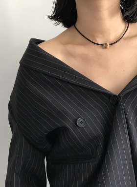 三环路方形天然石皮绳项链