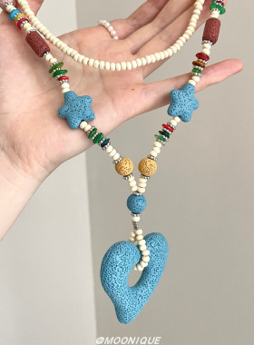 多巴胺彩色串珠火山石爱心项链女2025新款小众设计长款毛衣链配饰