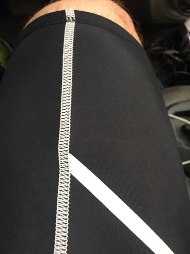 Uline короткие брюки в складе