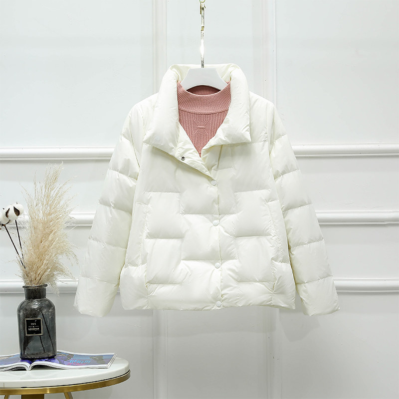 2020年冬季新款红色90宽松白鸭绒 唇薇羽绒服