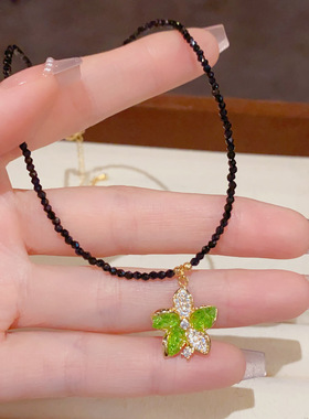 春季新款绿花吊坠黑水晶项链