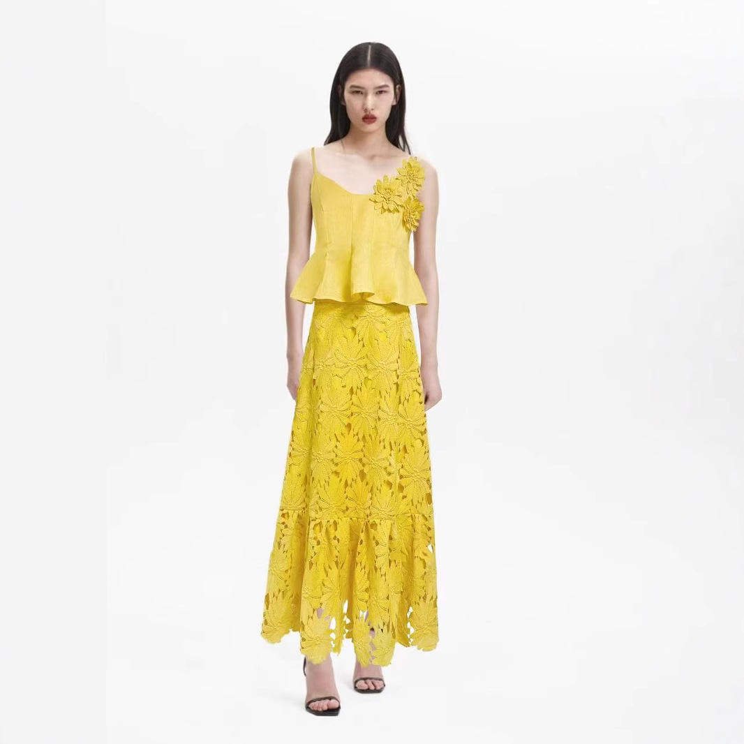 新款澳洲小众2025春季吊带手工钉花上衣配收腰镂空长裙时尚套装女,淘宝优惠券,粉丝福利购,淘宝优惠卷