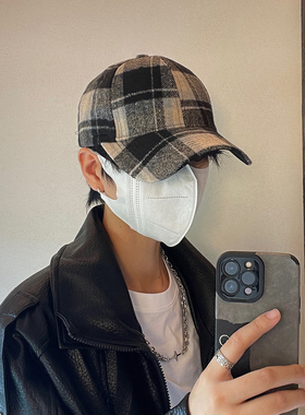 秋冬户外保暖毛呢格纹硬顶鸭舌帽