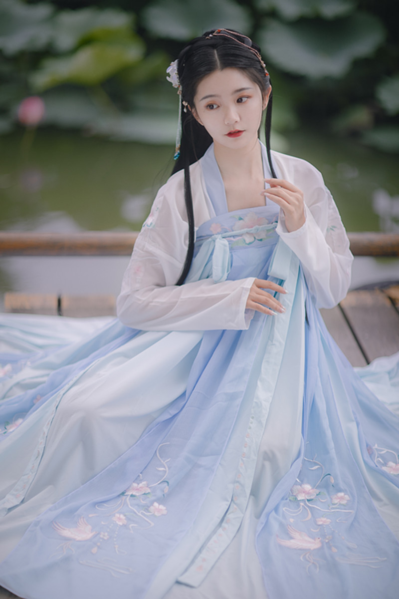 九渡原创汉服九渡原创汉服女【花拾】中国风齐胸齐腰襦裙大袖衫六米摆重工刺绣2