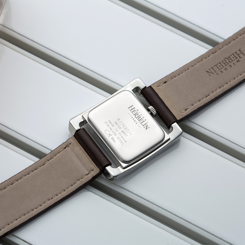 售罄法国赫柏林Herbelin 女士石英表绕带手表时尚名表17037/19CHO 售罄法国赫柏林Herbelin 女士石英表绕带手表时尚名表17037/19CHO