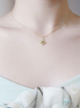 镀黄金色祖母绿古董锁骨链纯银