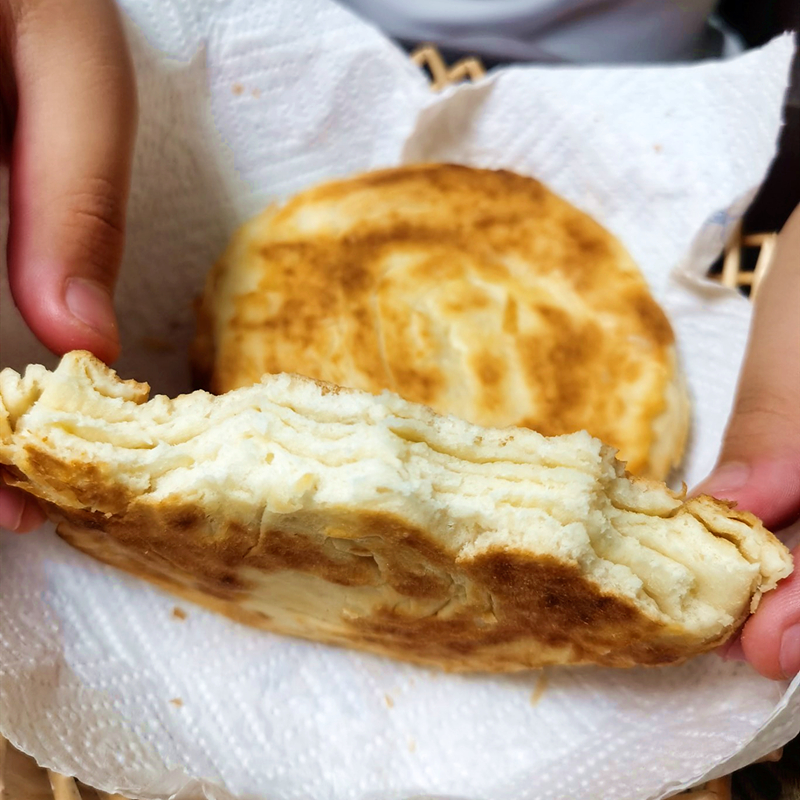 山东特产莱芜传统烧饼肉夹馍饼香酥纯手工发面饼泰安范镇油酥火烧-图1