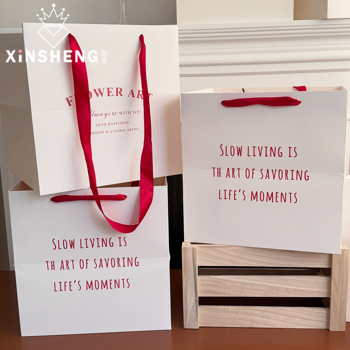 芯苼 原创红色英文手提袋 花店简约高级鲜花束礼品包装袋花艺资材,淘宝优惠券,粉丝福利购,淘宝优惠卷