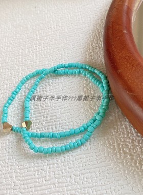 全是个人喜好~就喜欢这个颜色蓝绿色金属小爱心弹力手链手工串珠