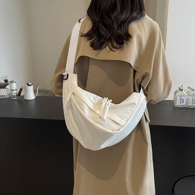 Recommended commuting chest bag, a hands-free tool