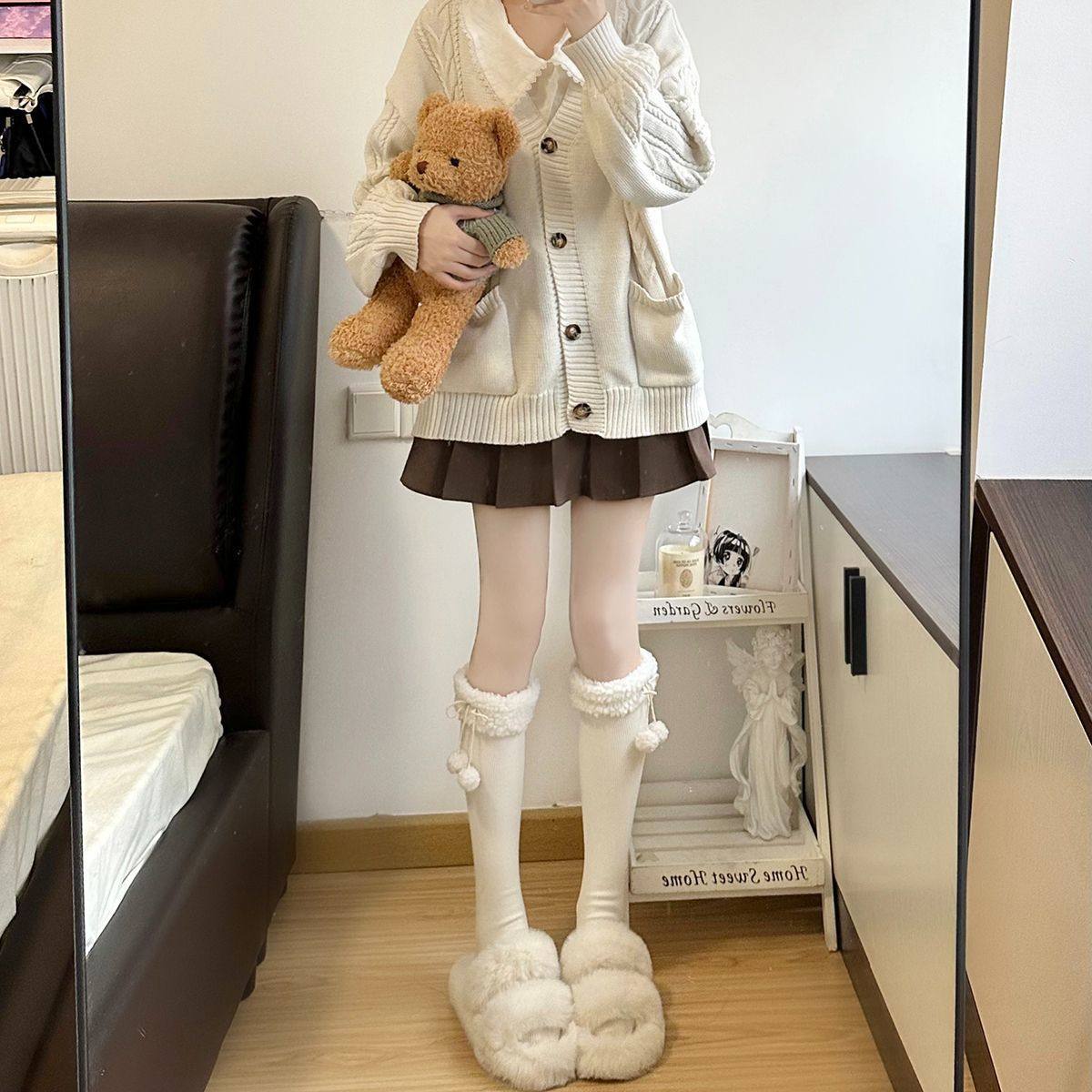 奶白色小腿袜子女秋冬款加厚保暖蝴蝶结毛球中筒及膝堆堆袜日系jk,淘宝优惠券,粉丝福利购,淘宝优惠卷