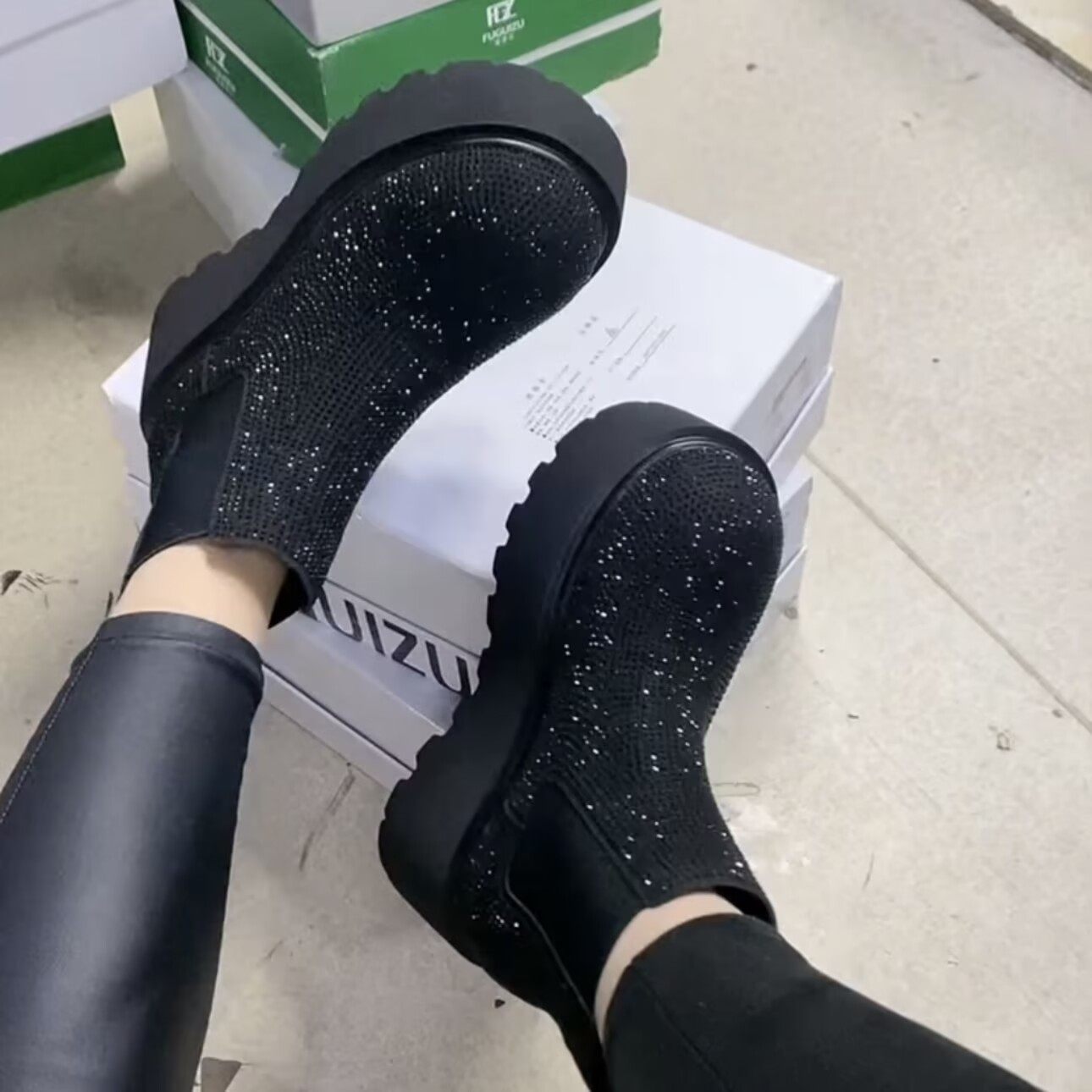 重工时尚满钻厚底增高短靴烟管靴女2025秋冬新款加绒百搭休闲鞋,淘宝优惠券,粉丝福利购,淘宝优惠卷