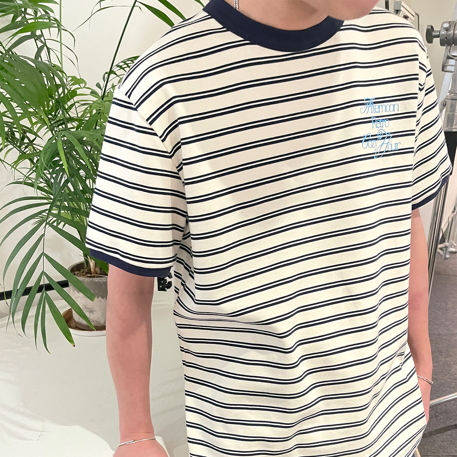 roaringwild a arch 咆哮野兽 圆领条纹国潮美式上衣短袖T恤男款 - 图3