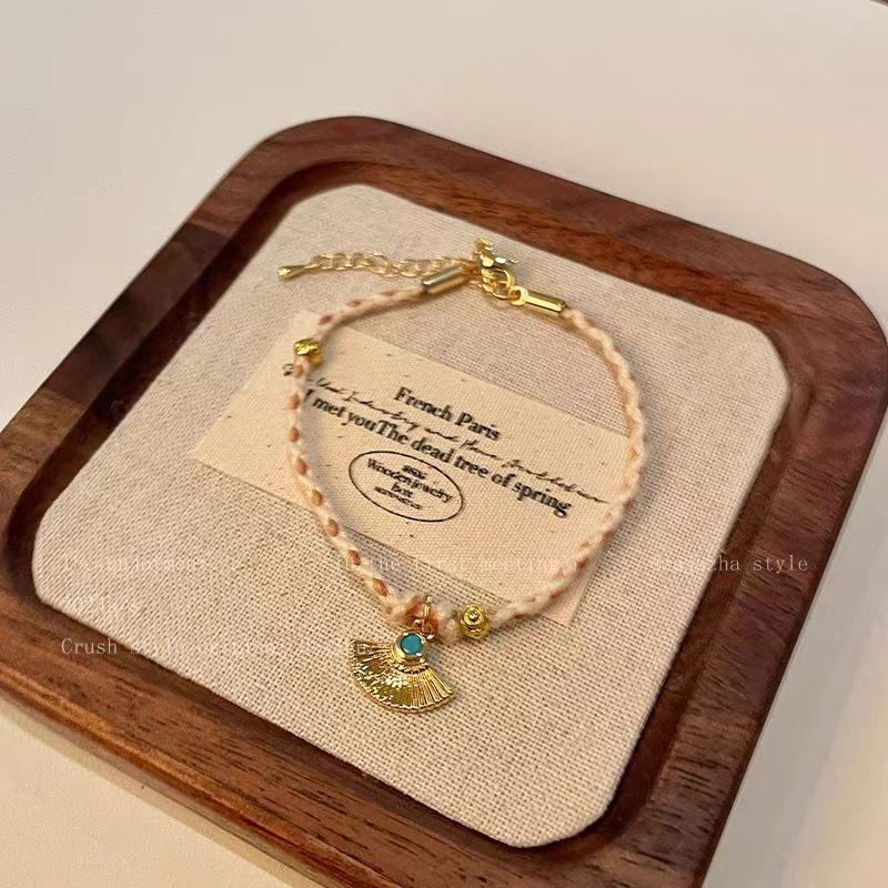 A「她非池物」闪钻西太后土星手链女小众设计学生镂空心形手饰