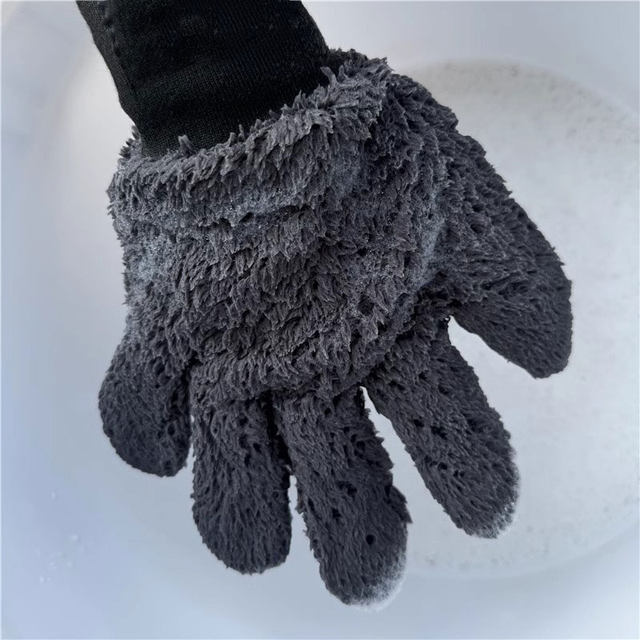 Thickened double-sided five-finger plush car wash gloves plush bear paw wipe car foam brush car cleaning without damaging the car paint surface