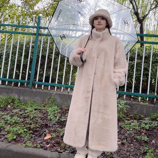 Haining 2025 new winter mink velvet thickened jacket Korean style stand collar women fashion versatile Korean style fur coat