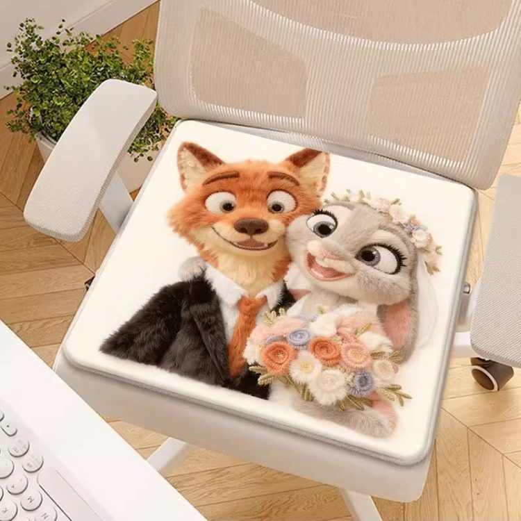 疯狂动物城仿羊绒座椅垫朱迪尼克狐办公市学生凳子屁垫冬季保暖垫 - 图0