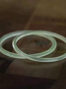 2026多色叮当4mm巴西高冰白粉紫玉髓手镯 女士玛瑙新款美人果绿色