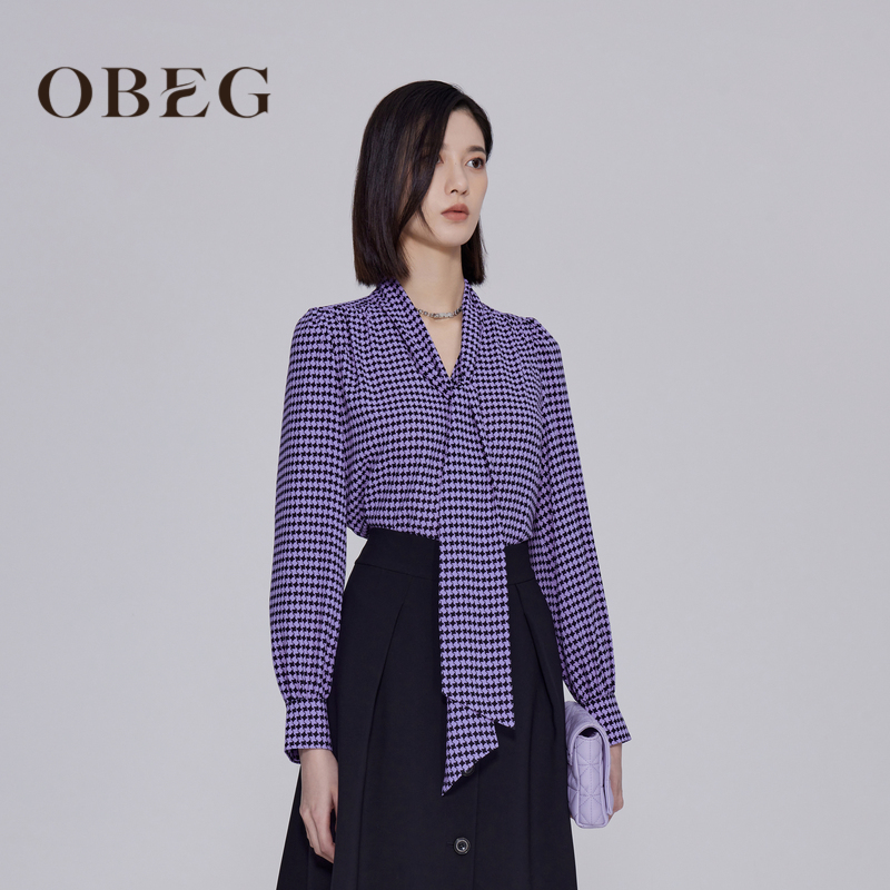 OBEG欧碧倩春季格子大飘带领气质干练上衣女百搭10443013 - 图0