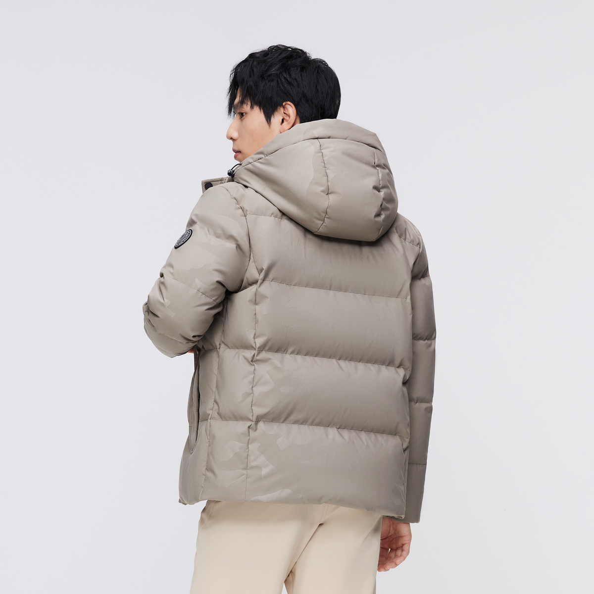 波司登奥莱羽绒服加厚短款男女款时尚日常保暖外套冬季