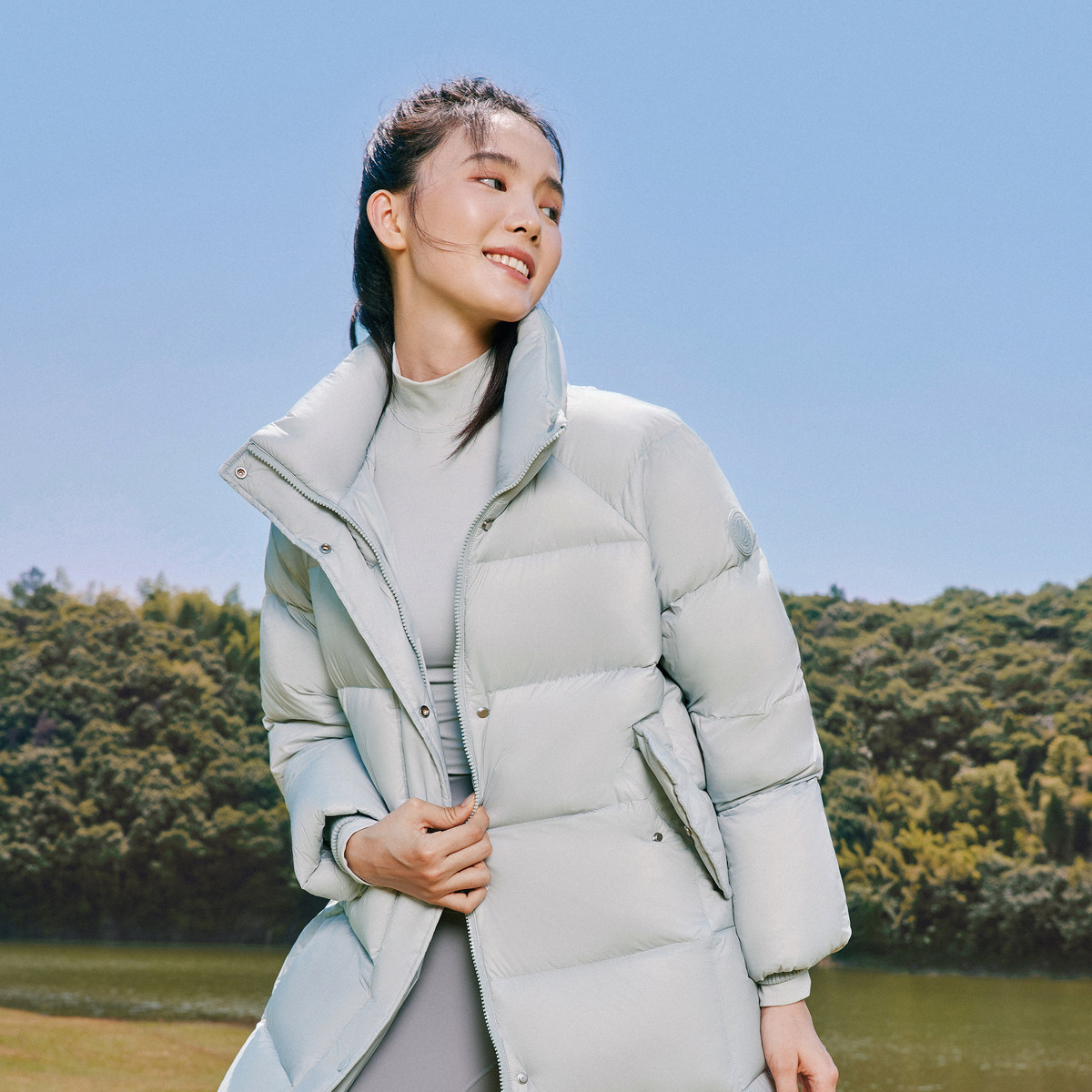 波司登冬季女长款时尚休闲保暖舒适百搭优雅气质立领羽绒服