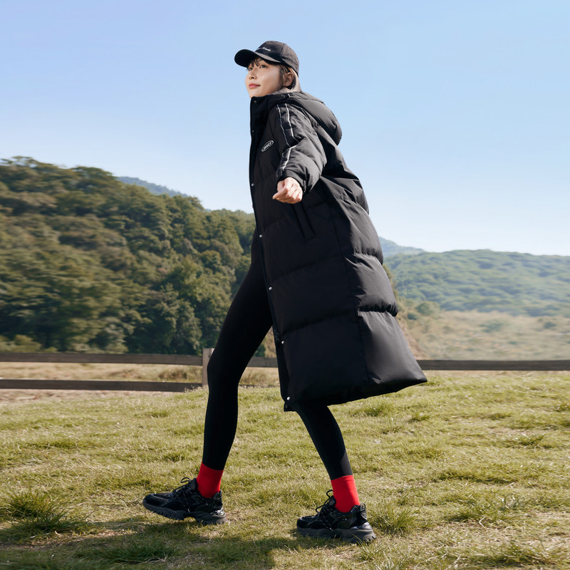 波司登新款时尚冬季长款羽绒服