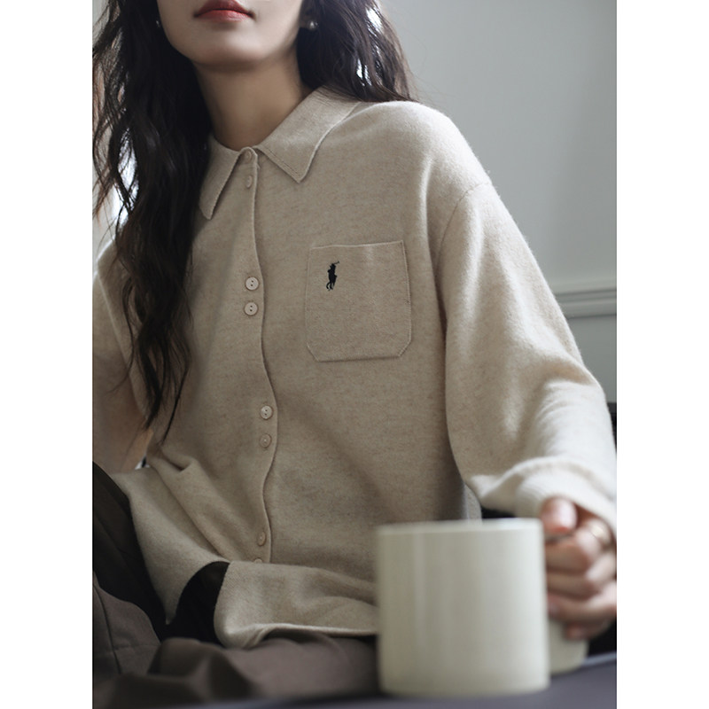  青春缇毛针织衫