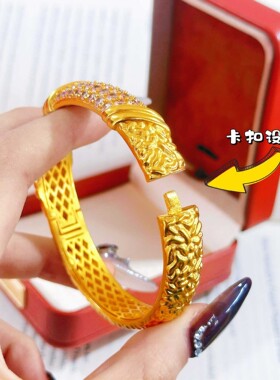 铜合金金店同款重工镶嵌彩钻宽面手镯复古轻奢高级感卡扣锤纹手环