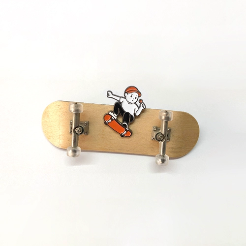 FinerWorld Designer IP Иллюстрация Brooch Metal Badge Pin Life милая пара изящная глава сундука