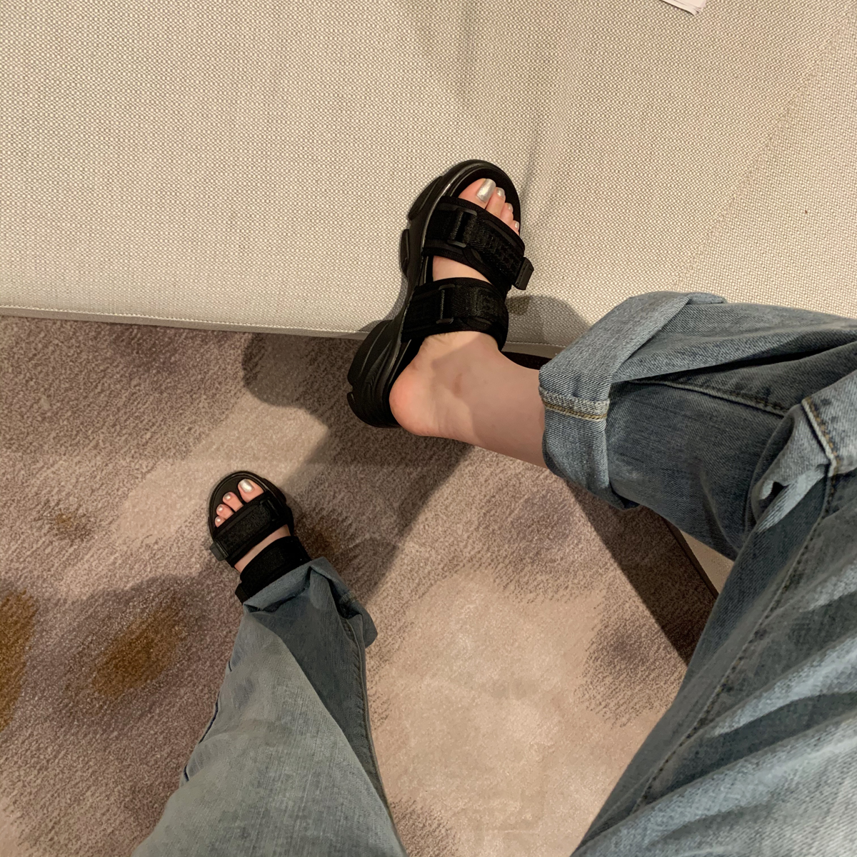 网红魔术贴松糕老爹厚平底沙滩凉鞋女休闲拖鞋夏 新款 2020 王小毒 网红魔术贴松糕老爹厚平底沙滩凉鞋女休闲拖鞋夏 新款 2020 王小毒
