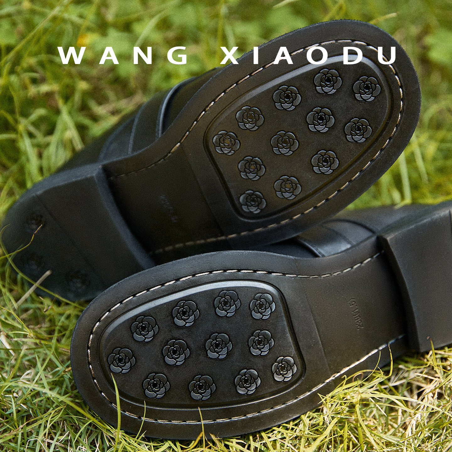 【王小毒】繁花秘境●老钱风深口单鞋女浮雕底水洗手工真皮小皮鞋,淘宝优惠券,粉丝福利购,淘宝优惠卷