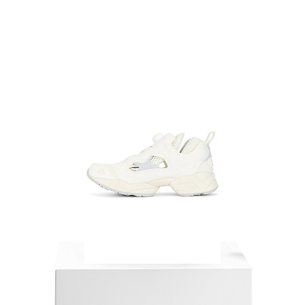 香港直邮潮奢 Reebok 锐步 男士 Istapump Fury 95 鞋靴 RMIA04RC - 图3