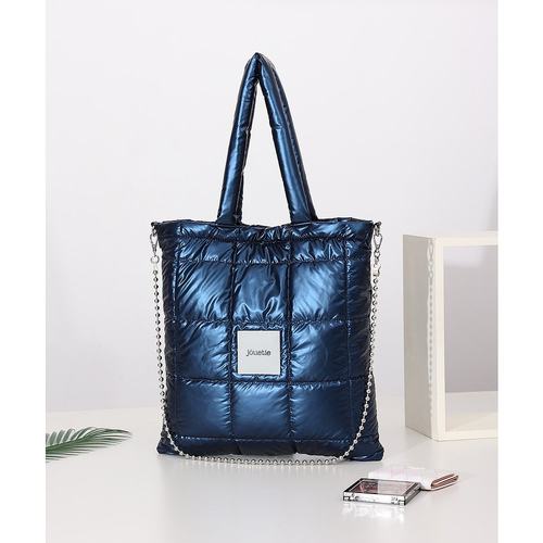 日本直邮jouetie 女士金属感绗缝平底托特包附球链肩带 JUT81540B - 图2