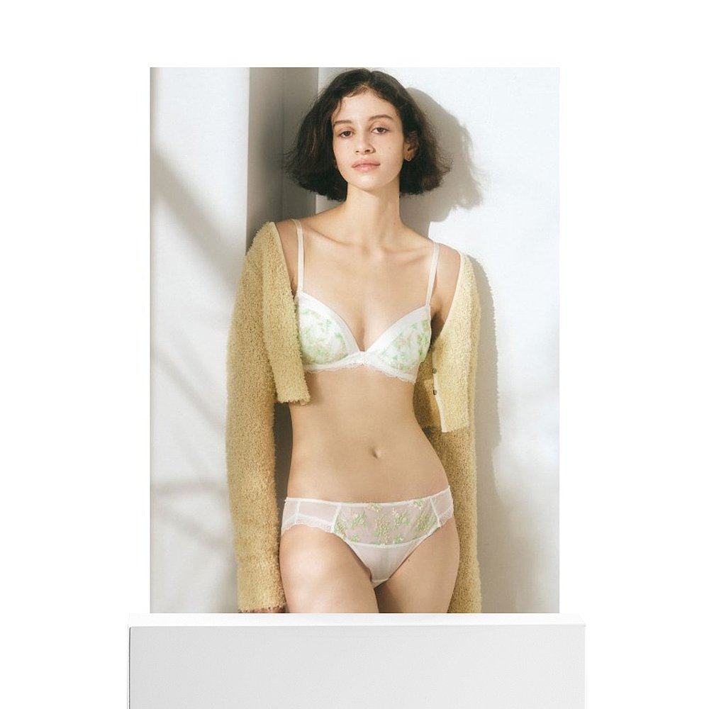 日本直邮LILY BROWN 含羞草刺绣蕾丝舒适文胸(AーH杯) [L04920EW0 - 图3