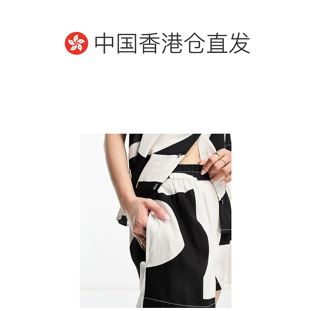 香港直邮潮奢 ASOS 女士 spun resort co-ord 设计短裤(mono) - 图1