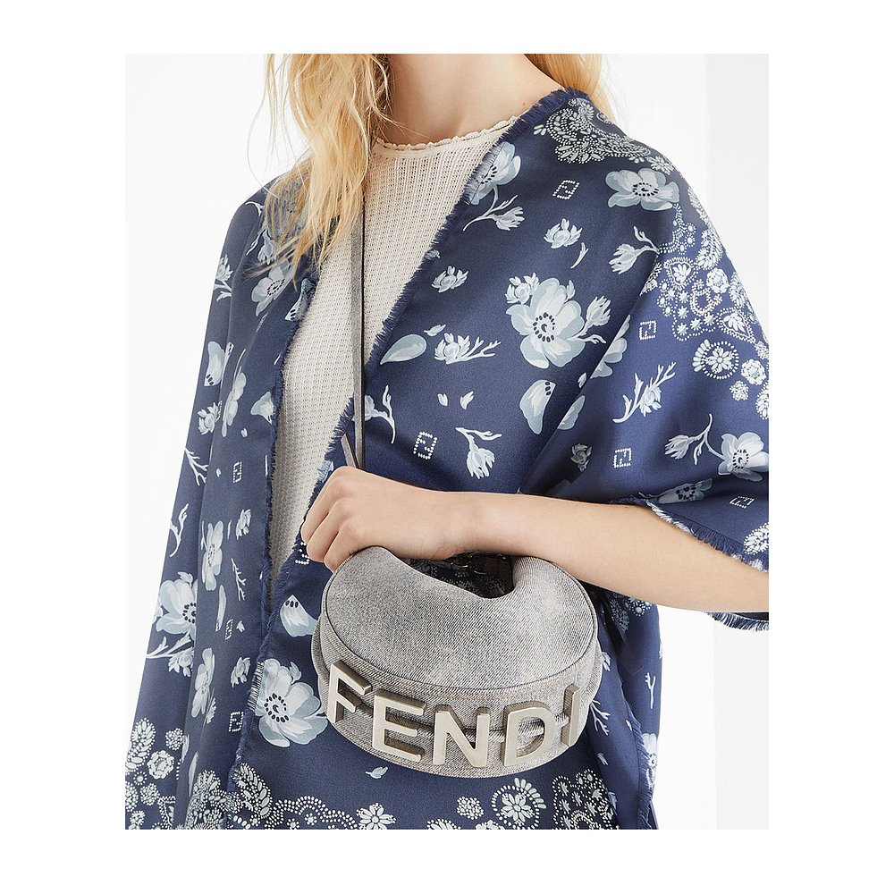 香港直邮Fendi 迷你 Fendigraphy 流浪包 8BS081AV1S斜挎包卡包 - 图2
