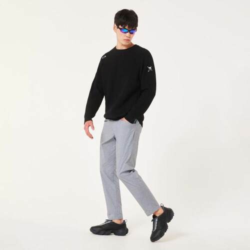 日本直邮OAKLEY 骷髅表面长袖圆领毛衣 高尔夫服装 [FOA408270-02 - 图0