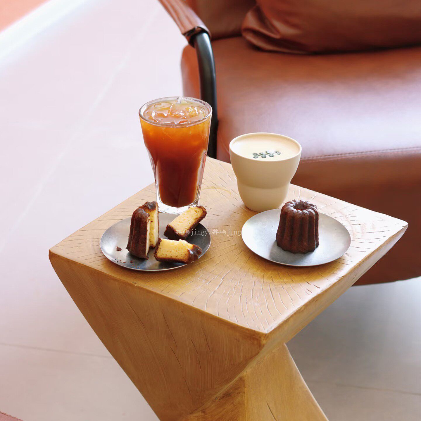 ins网红可露丽碟子304不锈钢复古做旧甜品盘子简约银色蛋糕盘圆形 - 图2