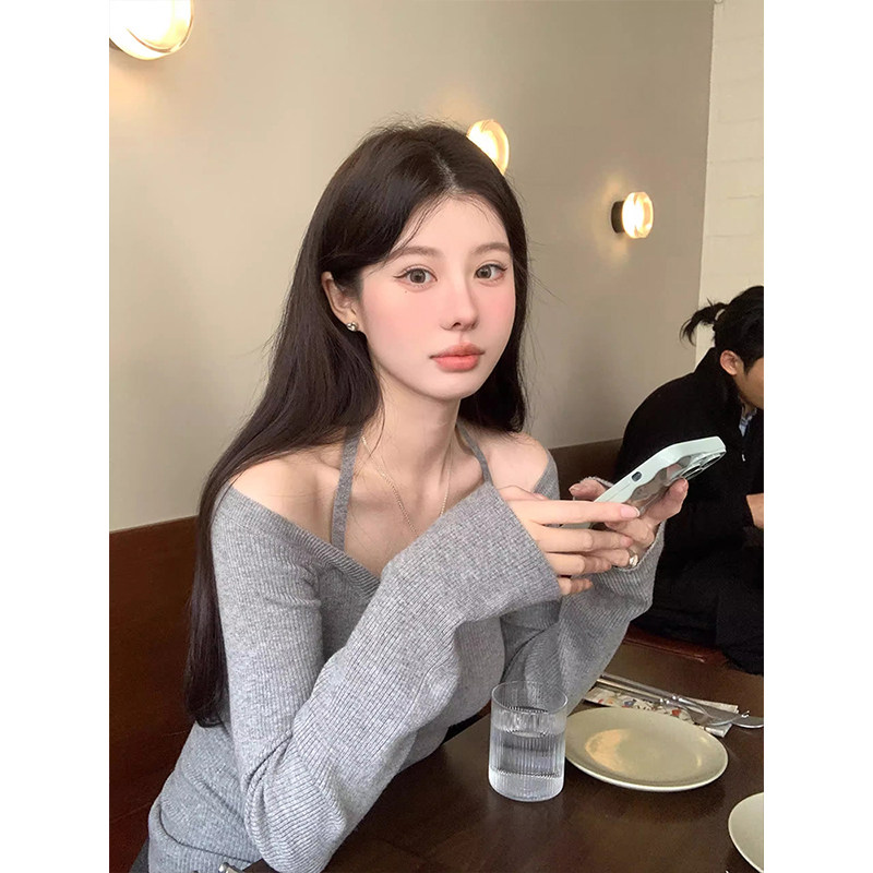 纯欲黑色一字肩挂脖针织衫女秋冬小香风修身内搭打底毛衣露肩上衣,淘宝优惠券,粉丝福利购,淘宝优惠卷