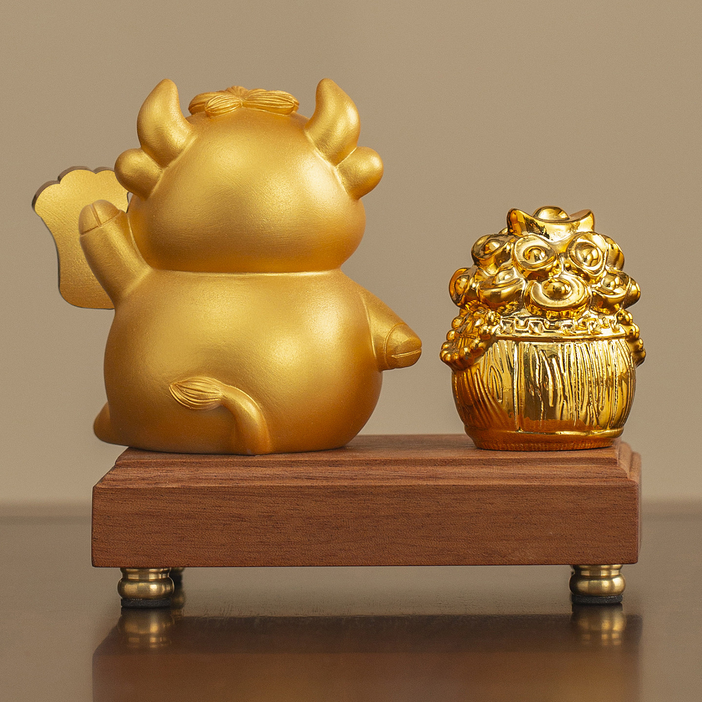 华尔街牛摆件办公室桌面工位股票玄学牛市炒股招财吉祥物生日礼物,淘宝优惠券,粉丝福利购,淘宝优惠卷