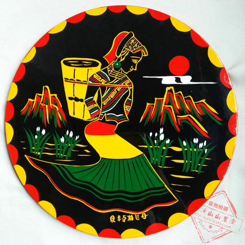彝族漆器人物画盘 全手工彩绘木质工艺盘 客厅摆设大号传统漆器盘 - 图2