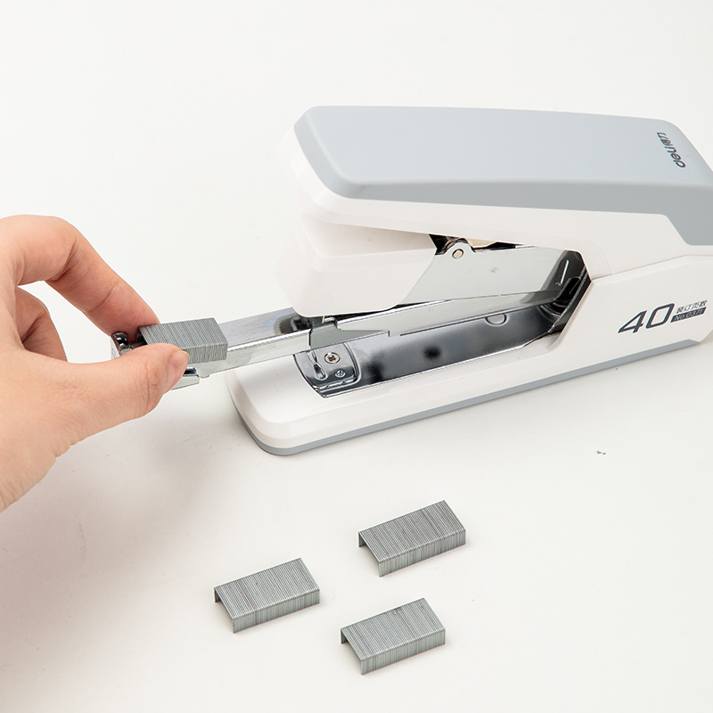 得力省力订书机订书器便携式订书机可订40页40张订书针橡胶材质大号可钉60页60张办公白领学生用订资料试卷,淘宝优惠券,粉丝福利购,淘宝优惠卷
