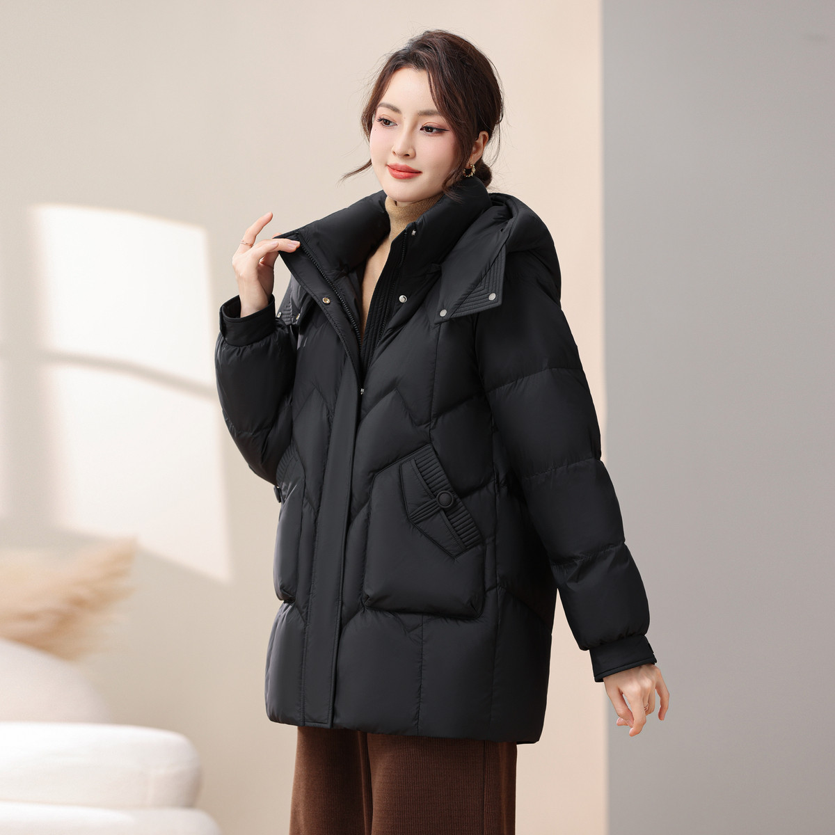 雪中飞2025冬新款妈妈款女士大码羽绒服宽松休闲洋气百搭保暖,淘宝优惠券,粉丝福利购,淘宝优惠卷