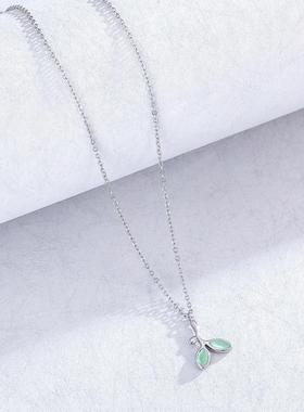 甜酷小红书同款绿叶蝴蝶项链女夏季抖音爆款铜镀真银不掉色女项链