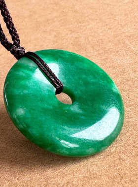 阳绿色玉石平安扣吊坠男女情侣翠绿色圆圆环环翠玉平安挂件坠玉佩