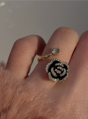 黑色山茶花高级感轻奢开口戒指女食指戒小众设计2021年新款潮
