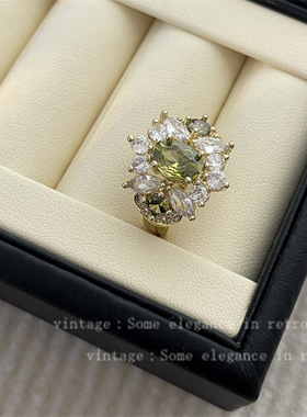 中古宫廷橄榄石绿宝石戒指复古轻奢开口可调节食指中指戒指